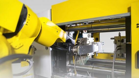 CCMT 2024｜上海發那科邀您共探“機器人+機床”的無限可能